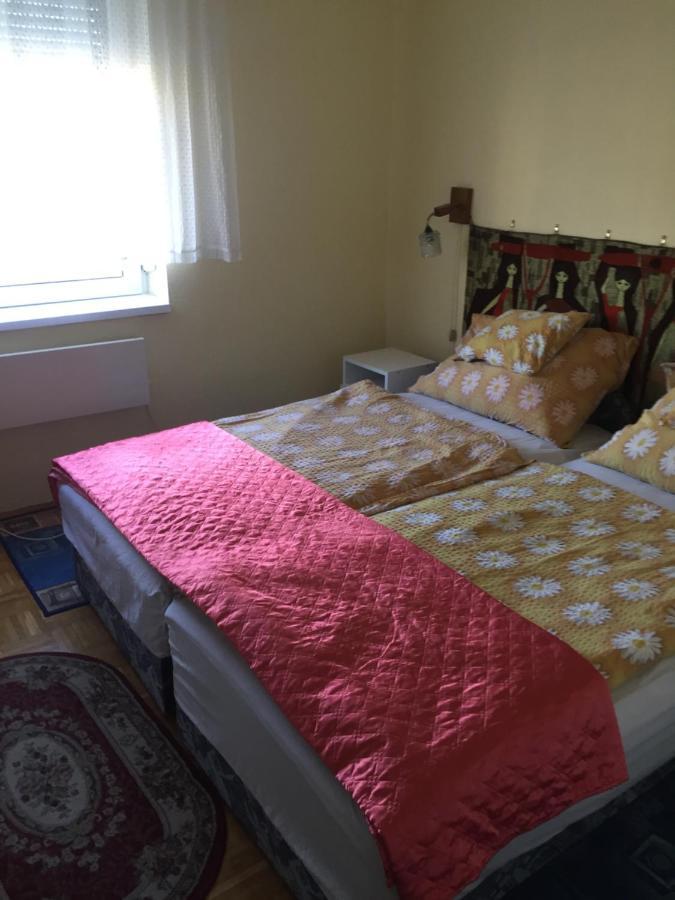 Marika Apartman Hajdúszoboszló Buitenkant foto
